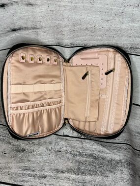 Moma Black Quilted Velvet Jewelry Organizer Bag Travel Full Zip Handle 6" x 10"